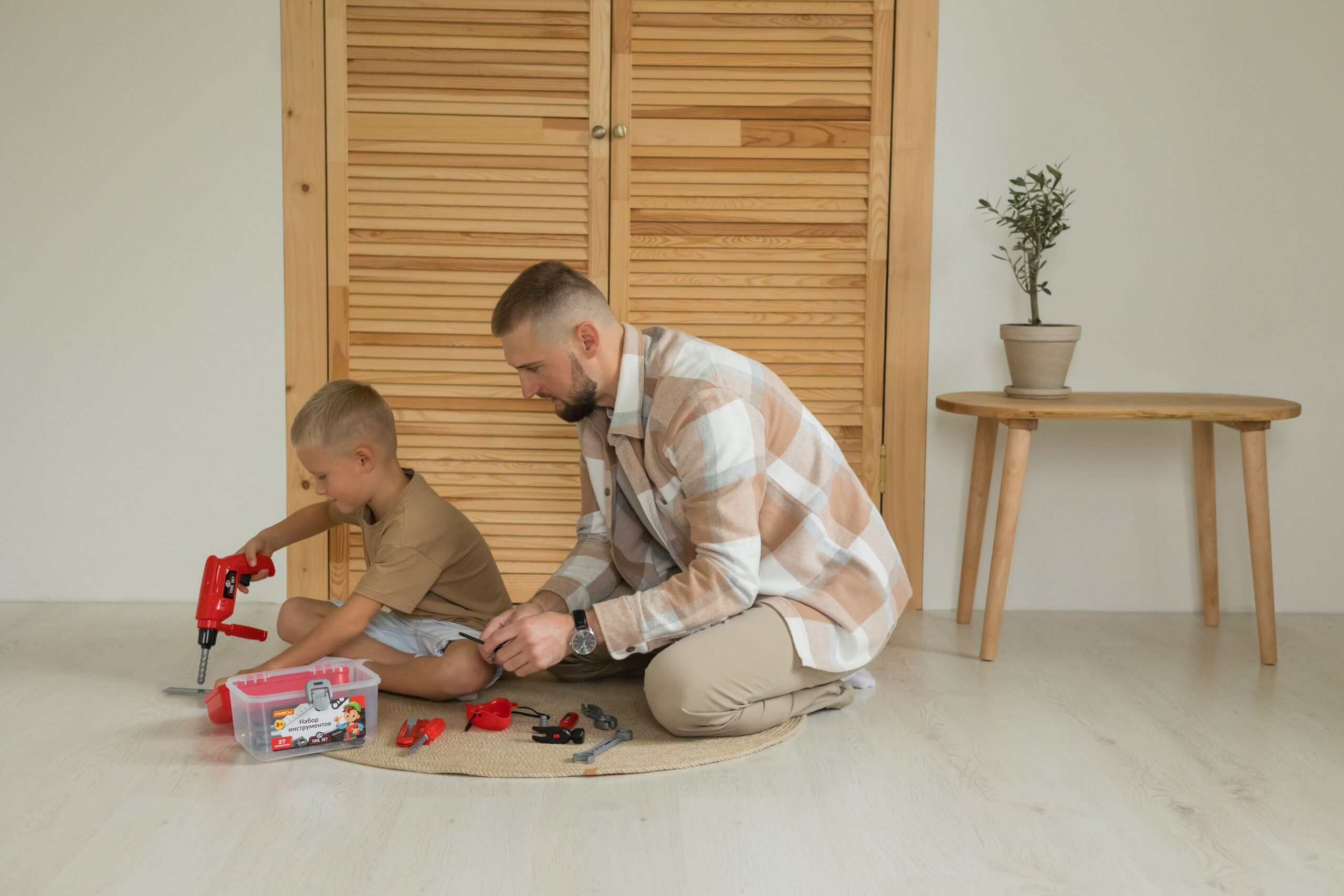 Dad’s Workshop: Building and Engineering Fun at Daisy Lane Early Learning